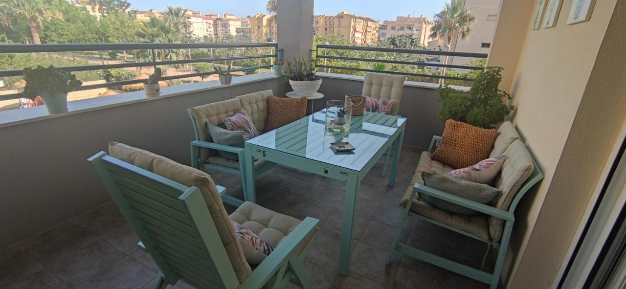 Se Alquila Habitacion Muy Luminosa Con Bano Privado En Apartamento Compartido Ринкон-де-ла-Викториа Экстерьер фото
