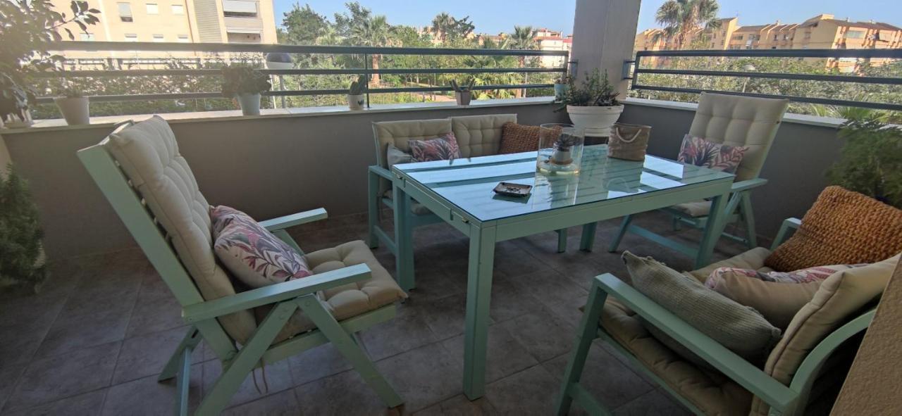 Se Alquila Habitacion Muy Luminosa Con Bano Privado En Apartamento Compartido Ринкон-де-ла-Викториа Экстерьер фото